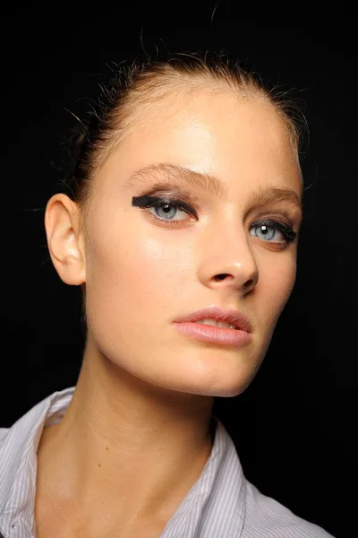 Look 13